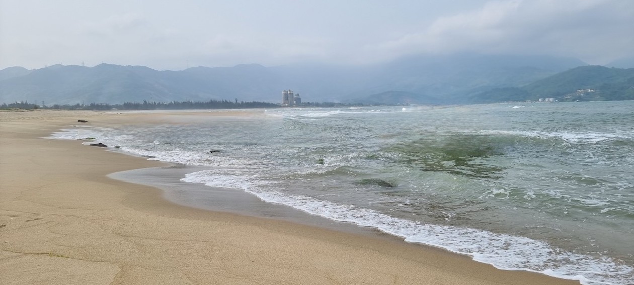 Tầm nhìn mới ở một cảng biển miền Trung