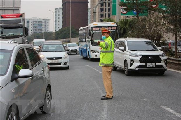 Đảm bảo an toàn giao thông cho người dân trở lại nơi làm việc, học tập sau Tết