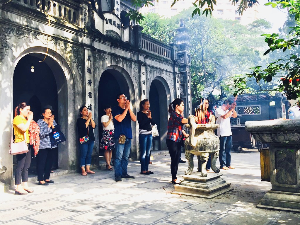 Hướng dẫn tiếp nhận, quản lý, sử dụng tiền công đức