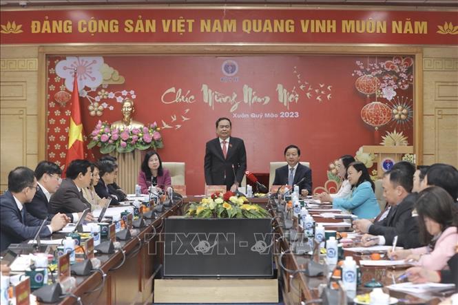 Kịp thời đưa Luật Khám bệnh, chữa bệnh sửa đổi vào cuộc sống