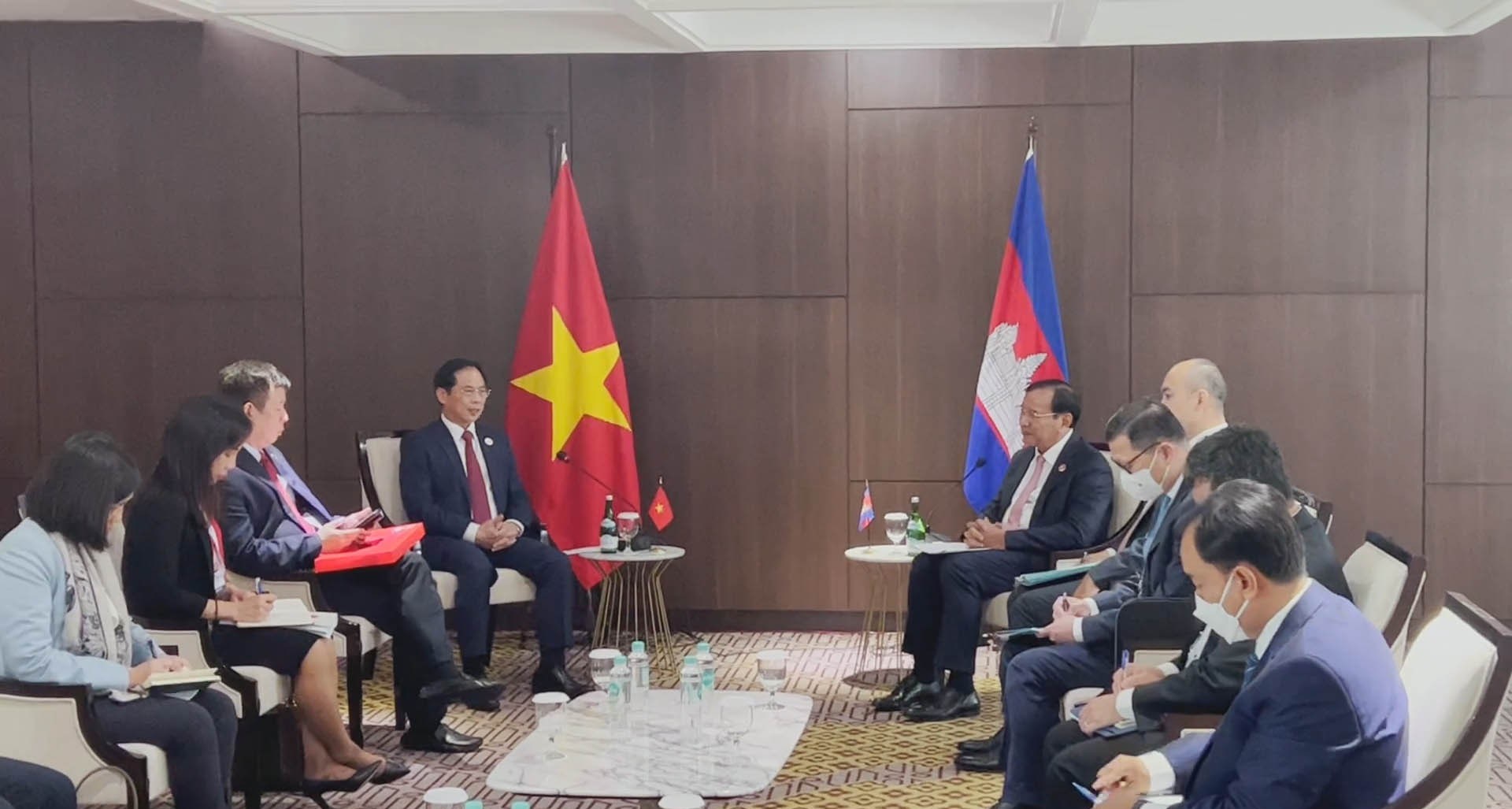 Quan hệ Việt Nam - Campuchia phát triển tốt đẹp