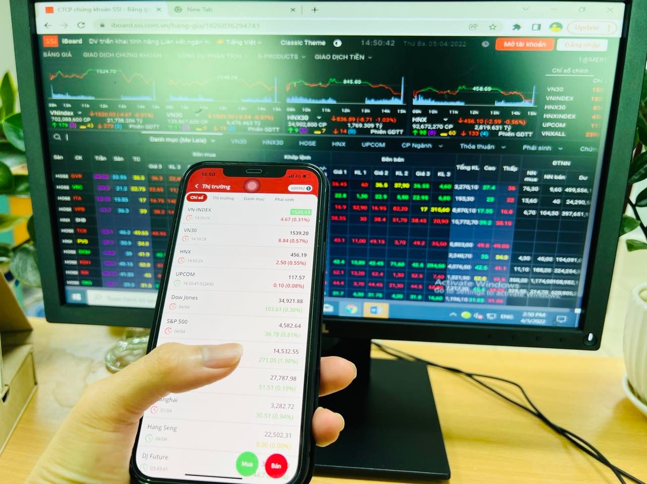 Chỉ số VNIndex tăng hơn 10 so với tháng 12 2022