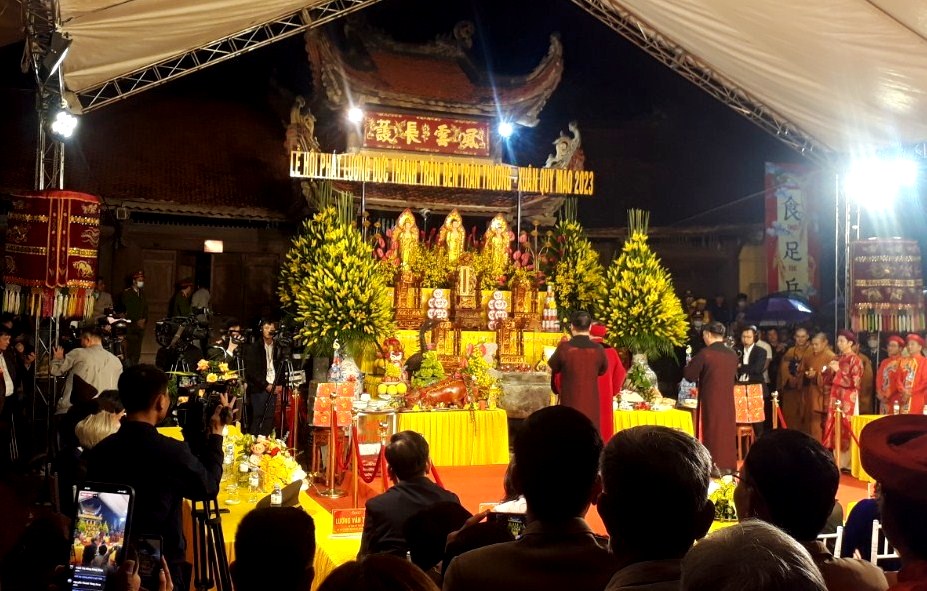 Lễ phát lương Đức Thánh Trần xuân Quý Mão 2023