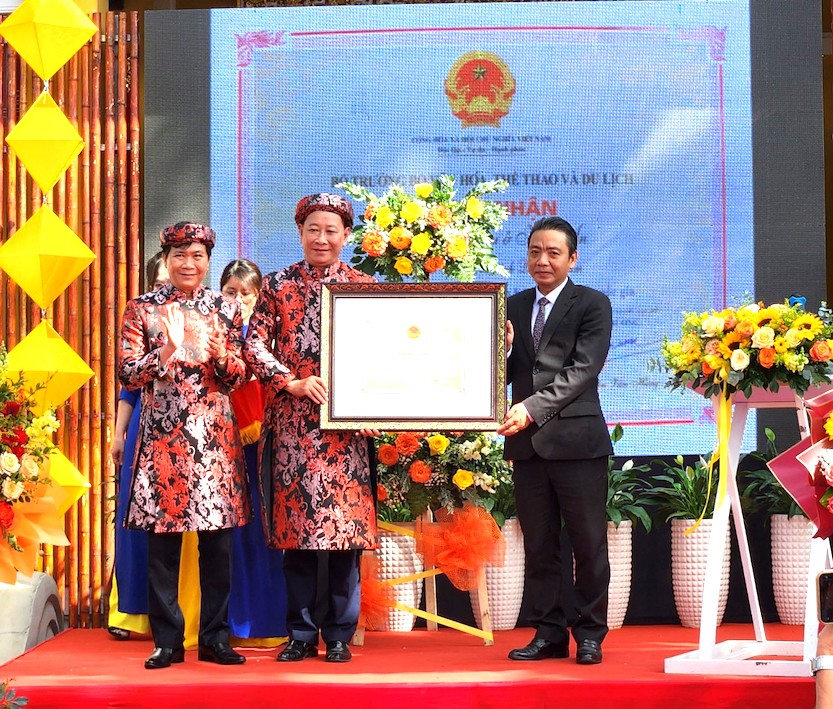 Hội An đón nhận danh hiệu di sản văn hóa phi vật thể quốc gia Lễ hội Nguyên tiêu