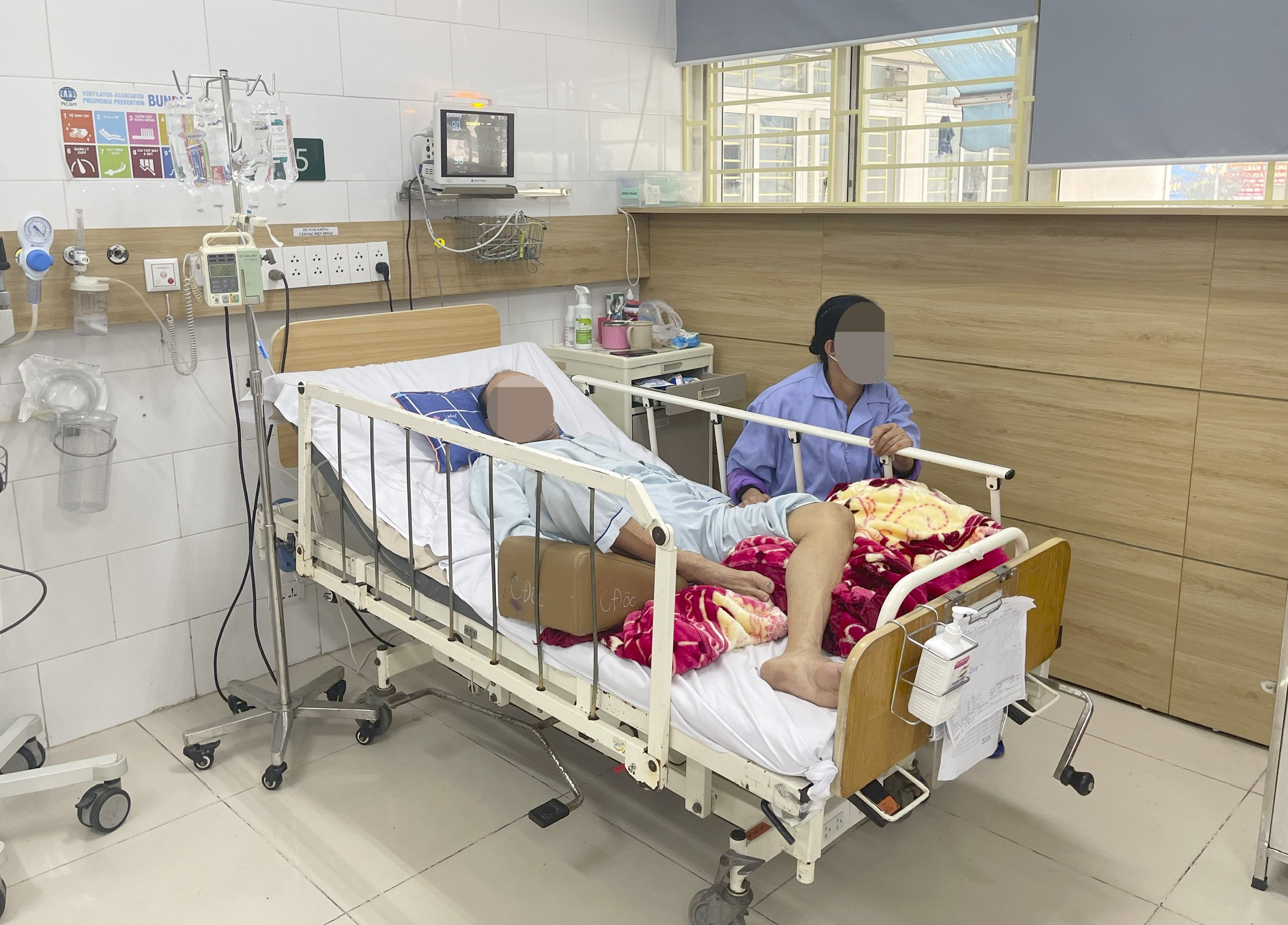 Uống thuốc chữa đái tháo đường đã bị cấm từ năm 1970, bệnh nhân cấp cứu gấp