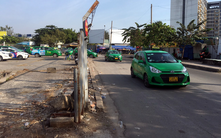 Cảng hàng không Tân Sơn Nhất kiến nghị tiếp tục sử dụng bãi đệm cho taxi