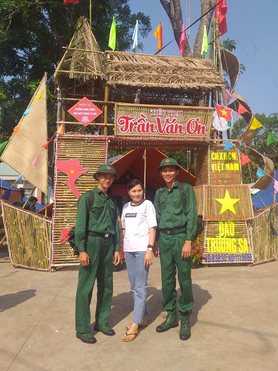 Hai anh em ruột cùng viết đơn tình nguyện nhập ngũ