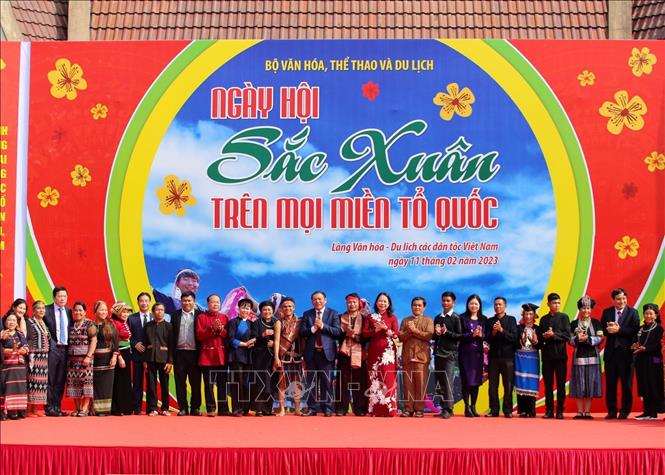 Ngày hội sắc xuân trên mọi miền Tổ quốc