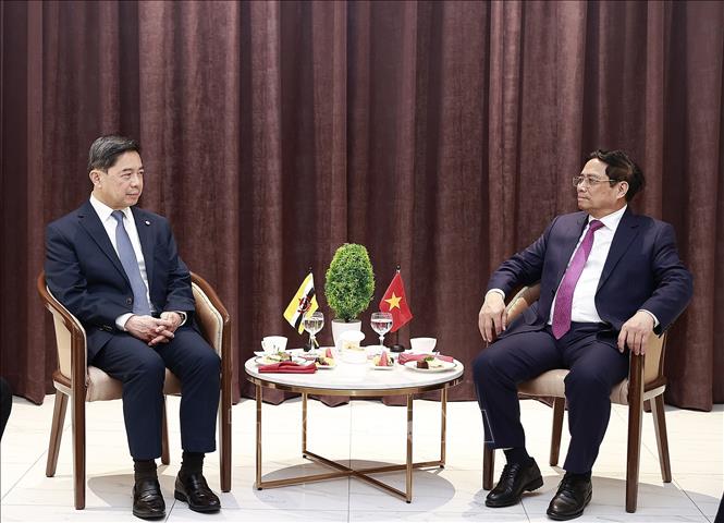 Thủ tướng Chính phủ Phạm Minh Chính tiếp Bộ trưởng thứ hai về Tài chính và Kinh tế Brunei