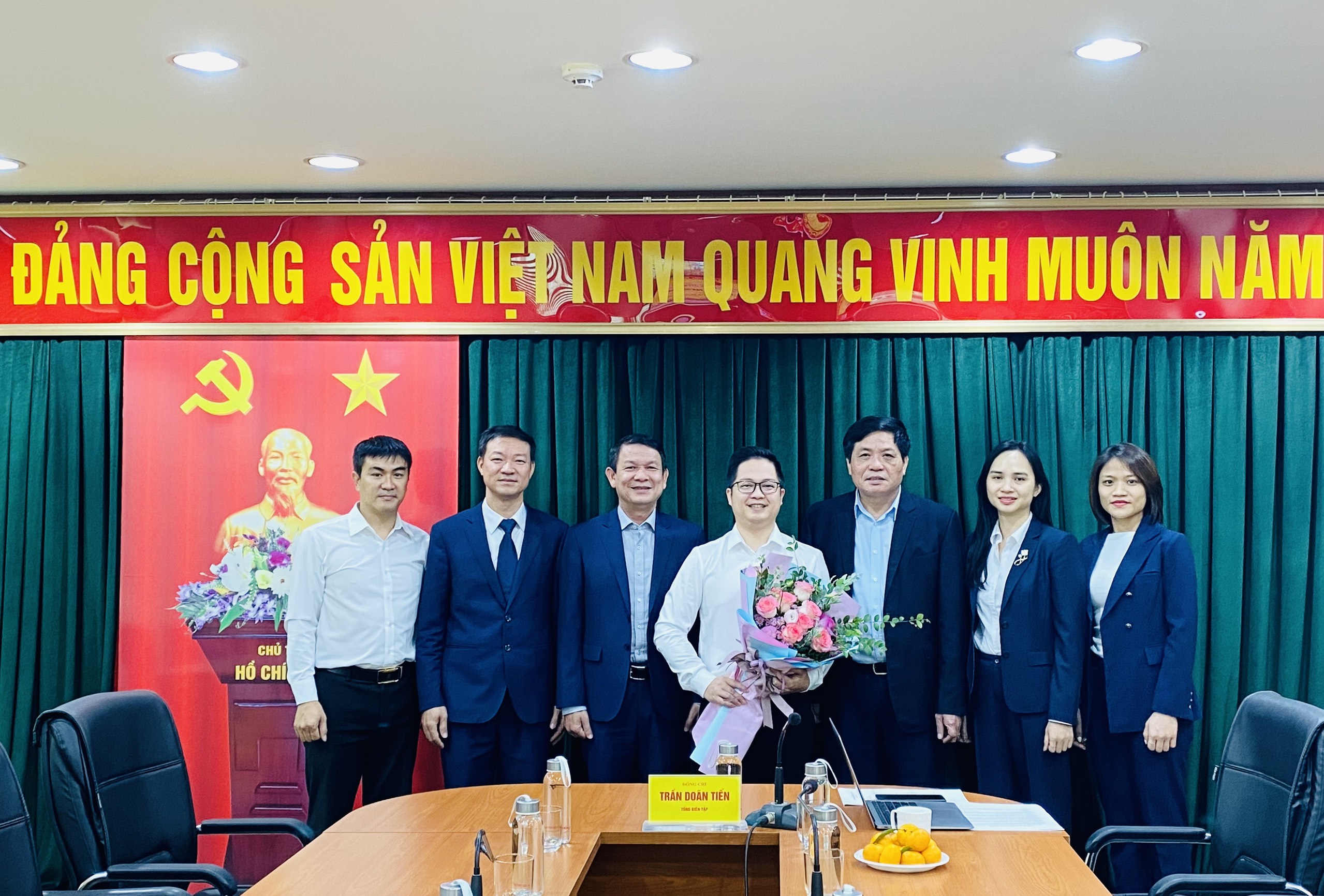 Báo điện tử Đảng Cộng sản Việt Nam kết nạp Đảng viên mới