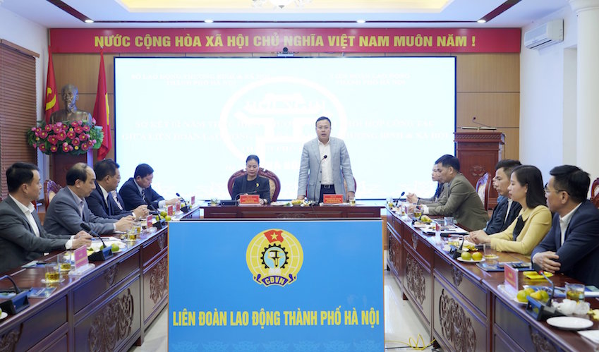 Phối hợp nâng cao trình độ, đảm bảo đời sống của công nhân lao động Thủ đô