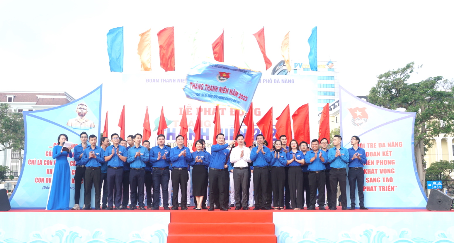Đoàn viên, thanh niên Đà Nẵng ra quân hưởng ứng “Tháng thanh niên”