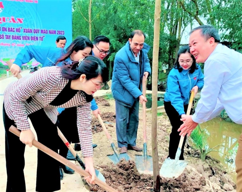 Đoàn Thanh niên huyện Thanh Trì tổ chức “Tết trồng cây đời đời nhớ ơn Bác Hồ”
