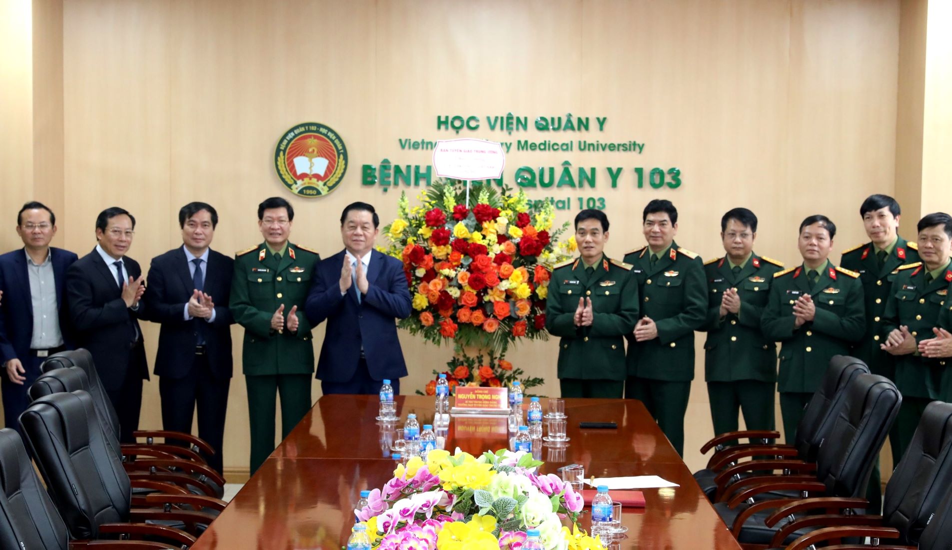 Phát huy trí tuệ, tài năng, xứng đáng là những bệnh viện tuyến đầu của cả nước