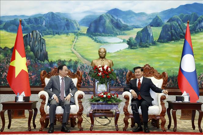 Trưởng Ban Đối ngoại Trung ương thăm và làm việc tại Lào