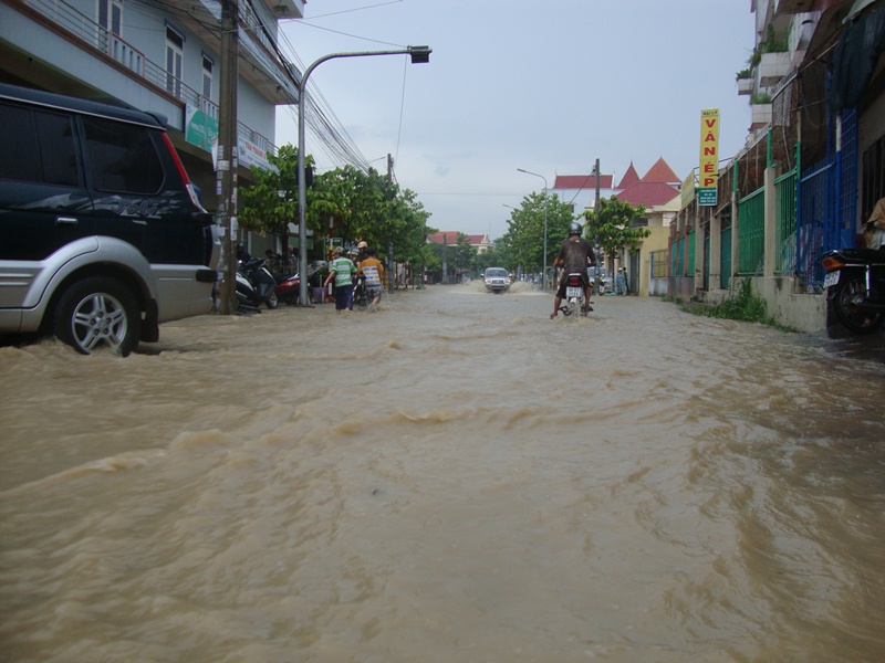 Chủ động ứng phó với gió mạnh và triều cường