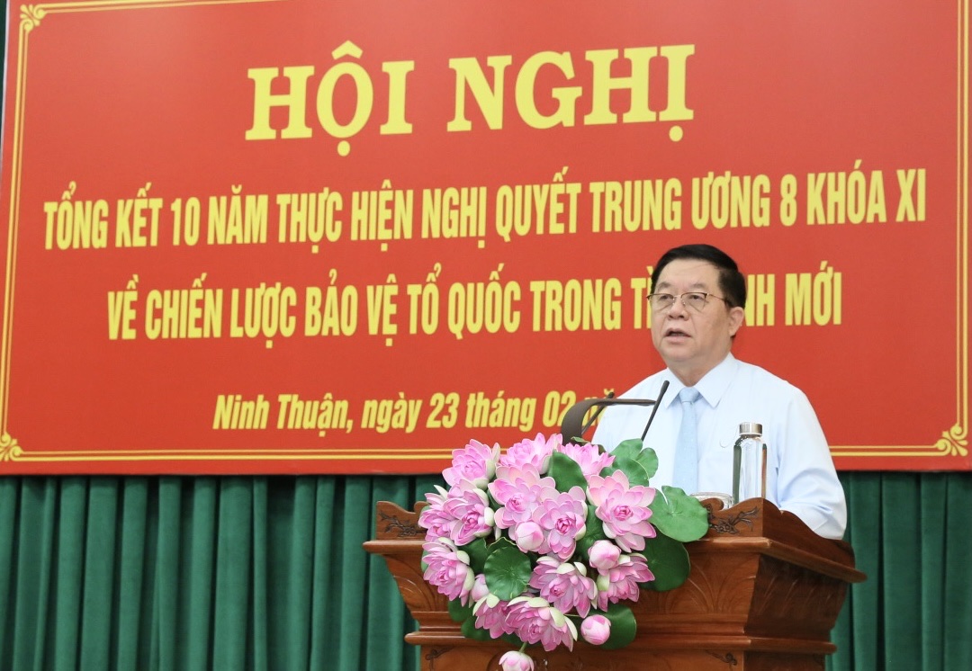 Kết hợp hài hòa, chặt chẽ giữa phát triển kinh tế-xã hội với đảm bảo quốc phòng-an ninh
