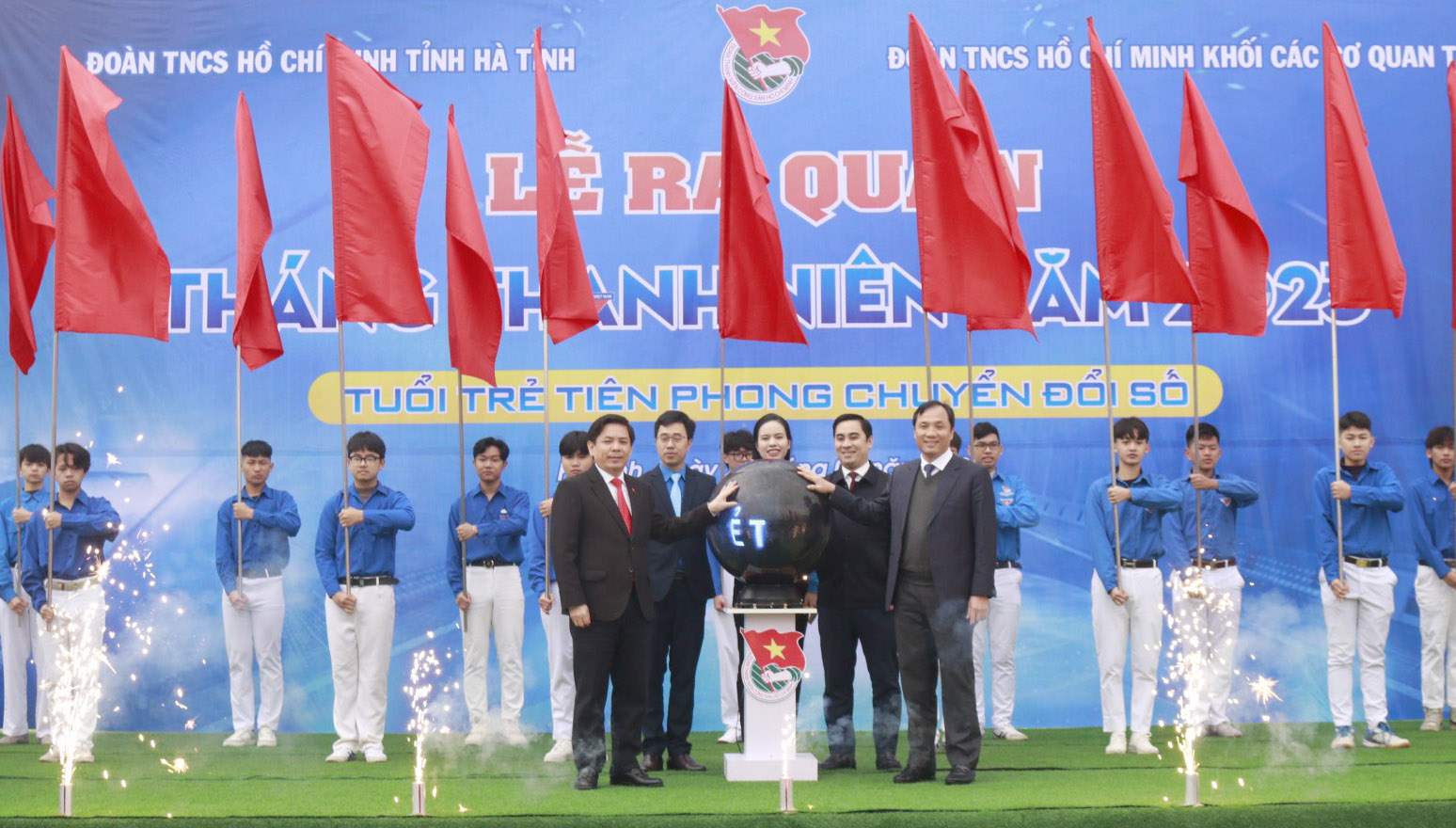 Phát huy vai trò của đoàn viên, thanh niên trong chuyển đổi số
