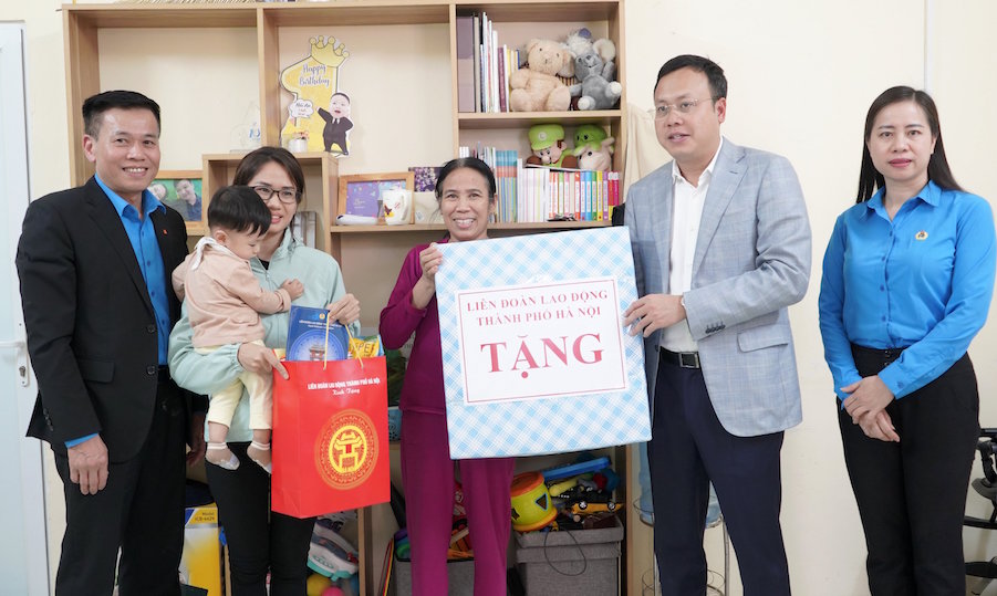 Kết nối công nhân, xây dựng tổ chức