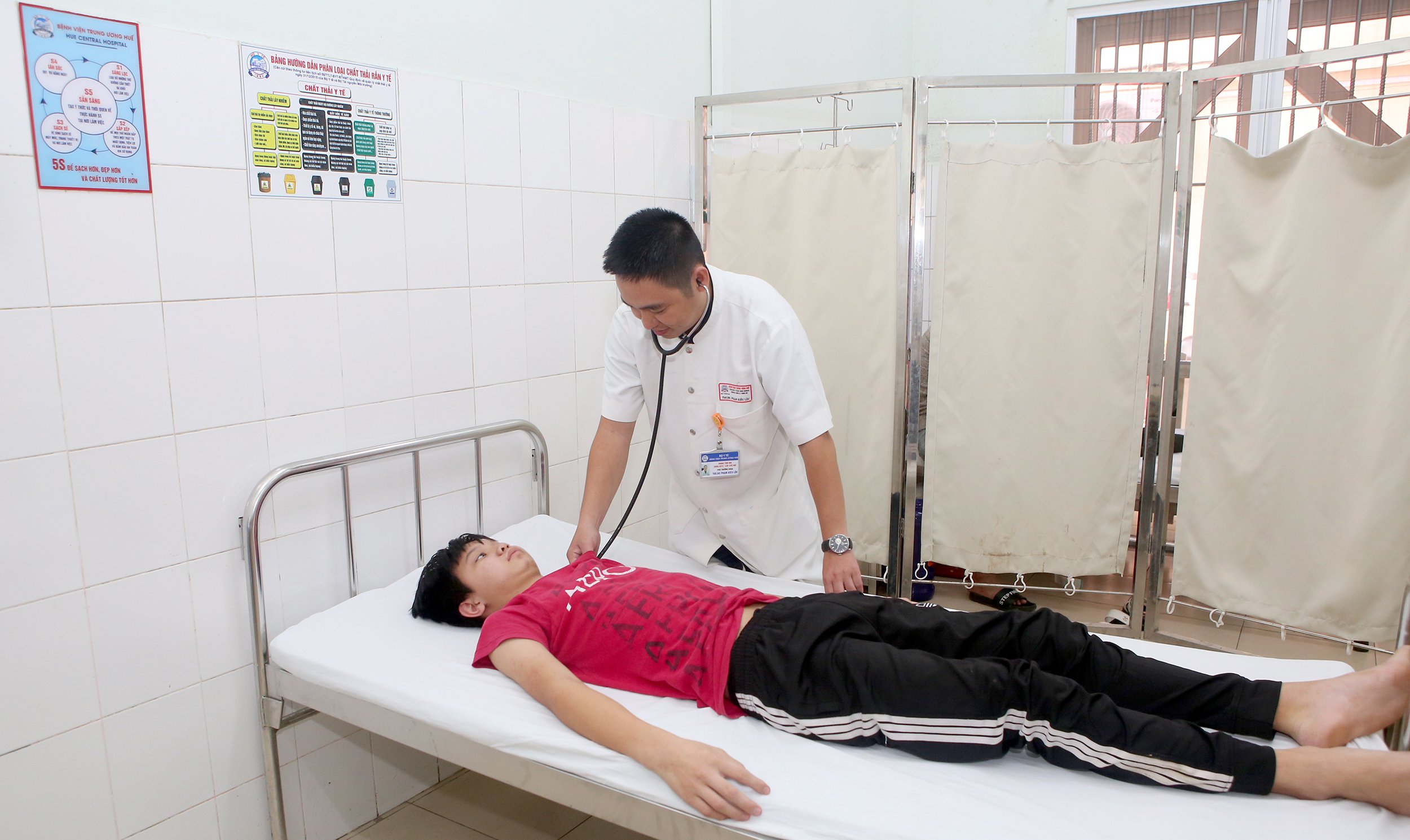 Bệnh viện Trung ương Huế cứu sống một trẻ em có hội chứng hiếm gặp