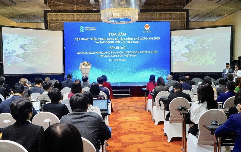 Cập nhật triển vọng kinh tế, tài chính thế giới năm 2023 và tác động đối với Việt Nam