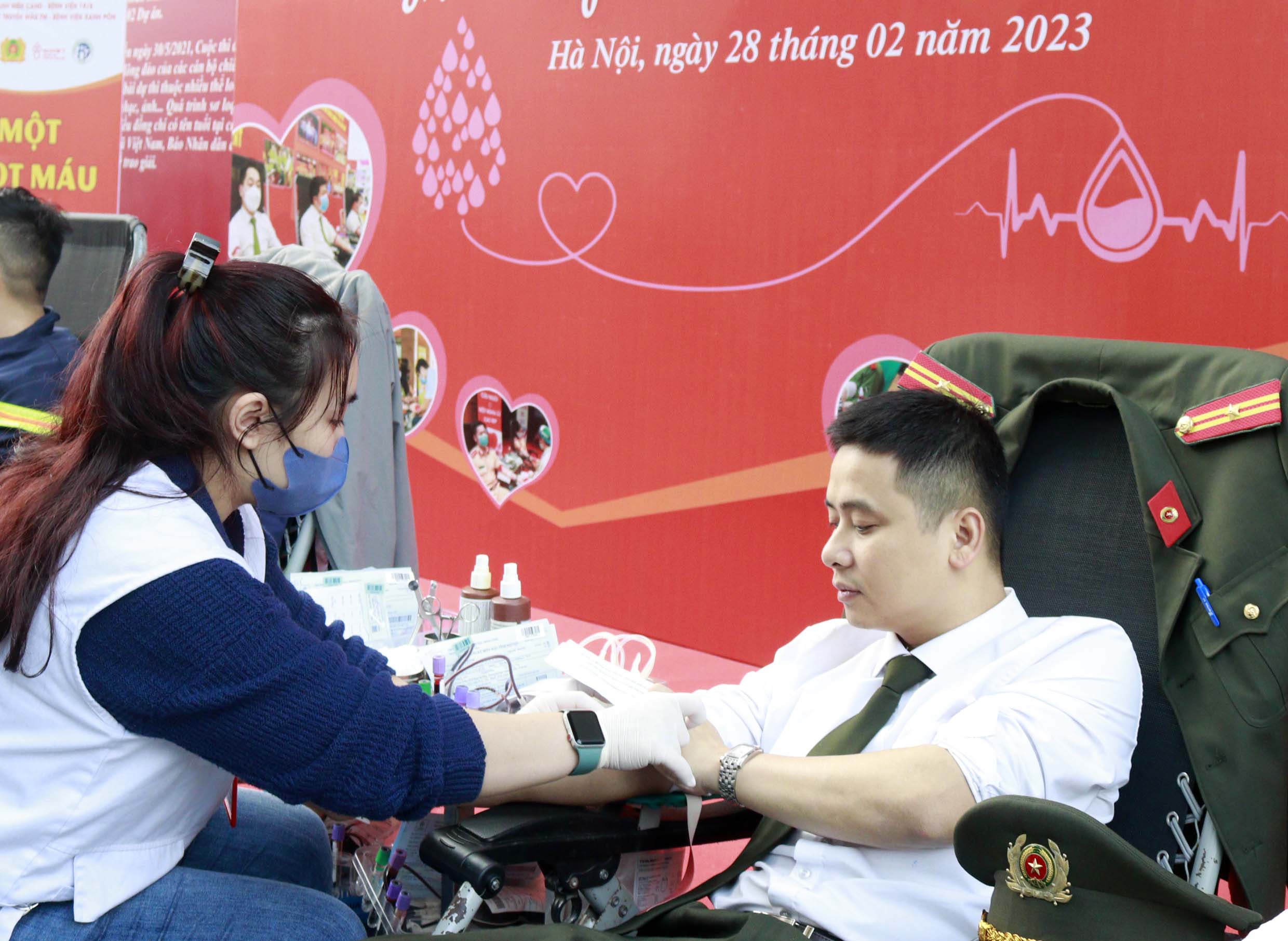 Ngày hội hiến máu vì đồng đội thân yêu