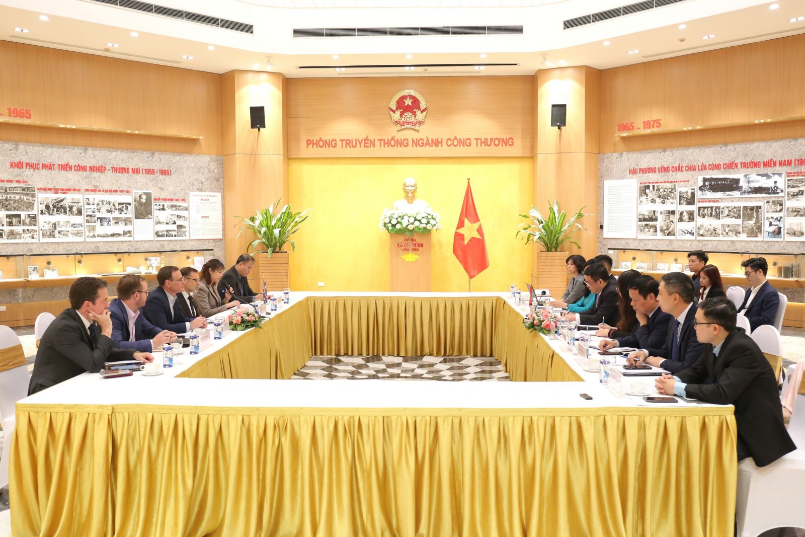 Thúc đẩy hợp tác thương mại giữa Việt Nam và Úc