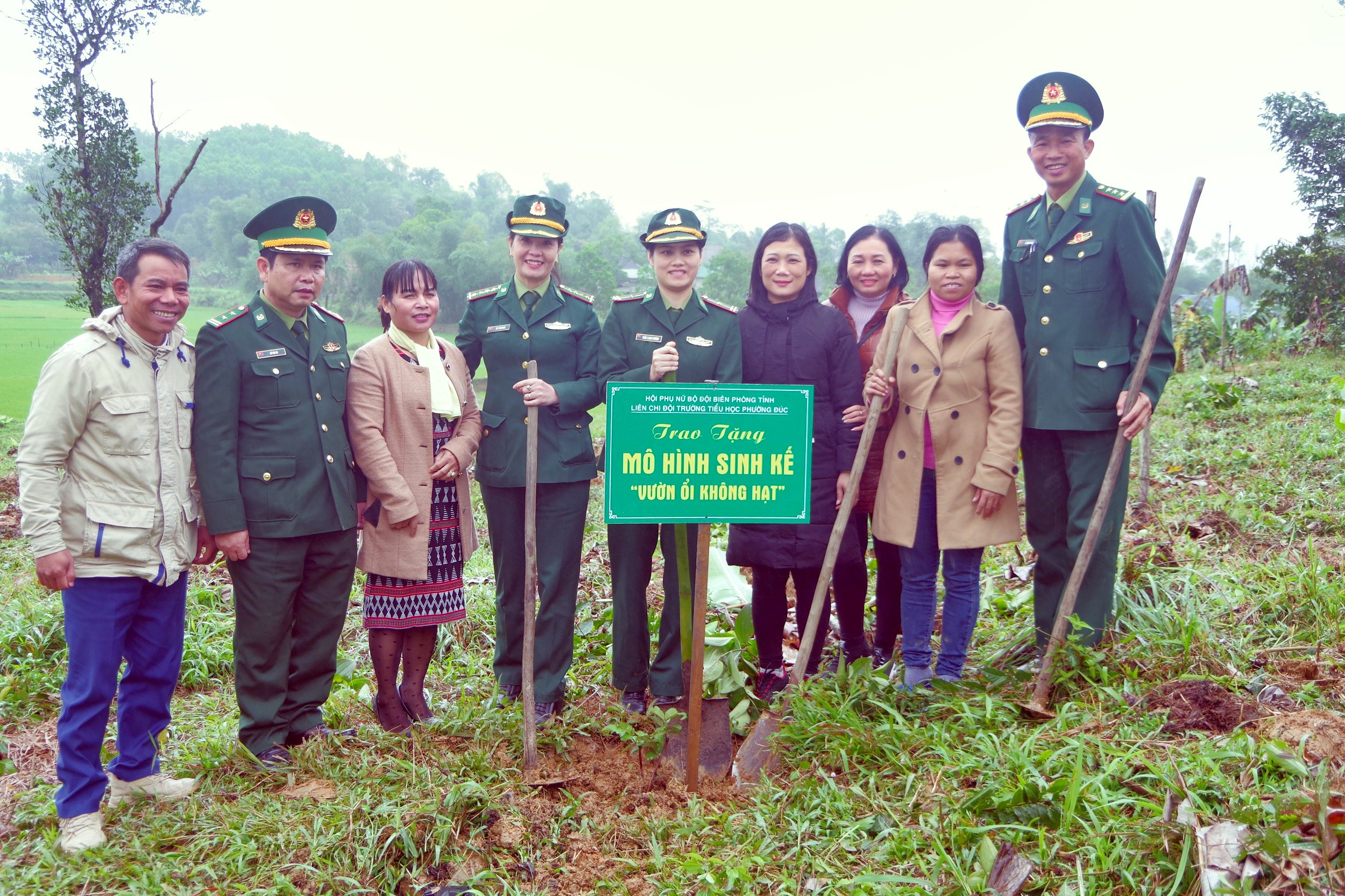 Bảo vệ biên giới quốc gia là nhiệm vụ trọng yếu, thường xuyên