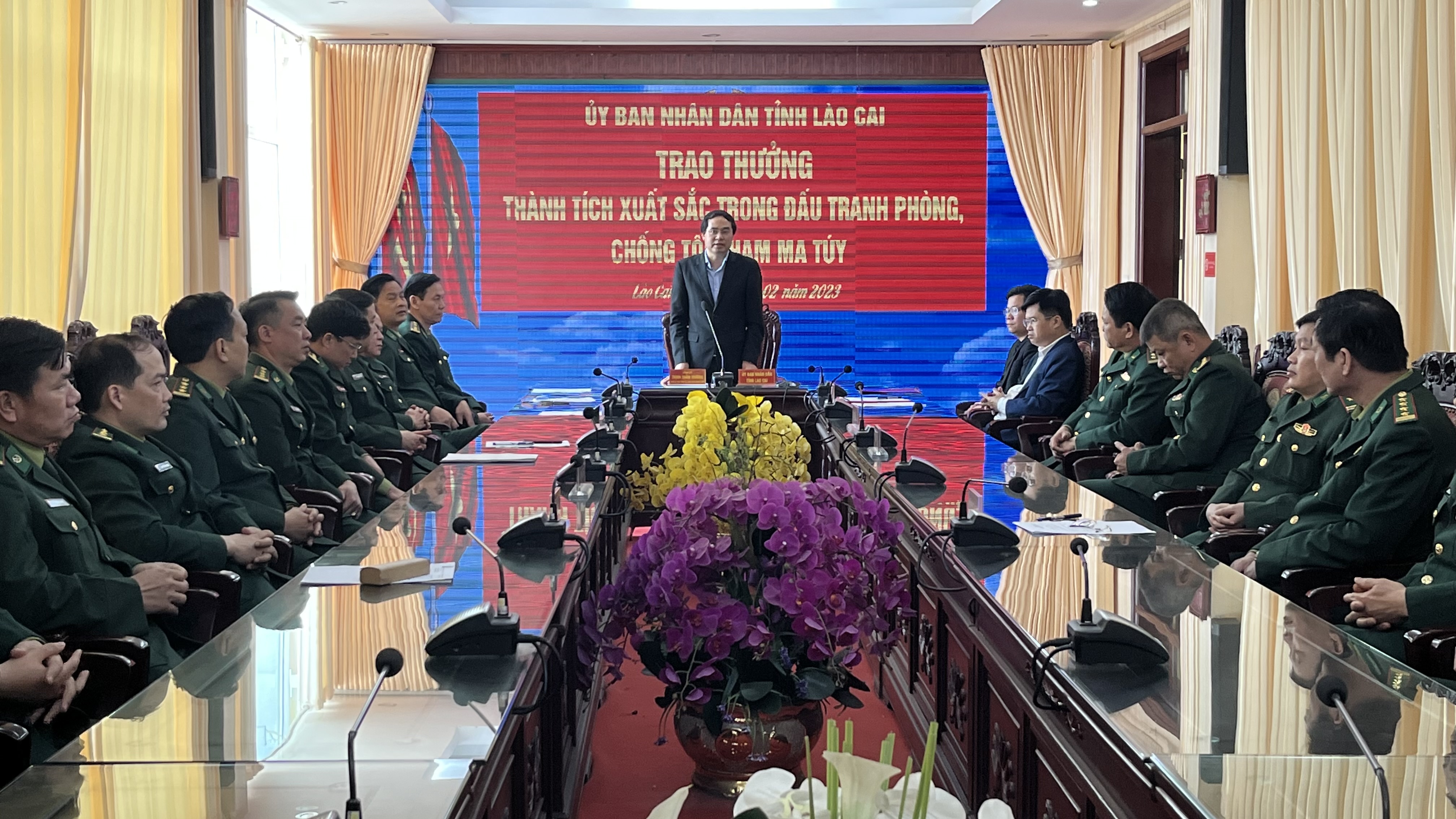 Lào Cai trao thưởng cho công tác đấu tranh phòng, chống tội phạm ma túy