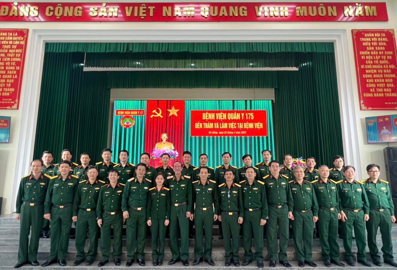 Bệnh viện Quân y 175 sẵn sàng hỗ trợ chuyên môn, đào tạo, chuyển giao kỹ thuật cho Bệnh viện Quân y 17