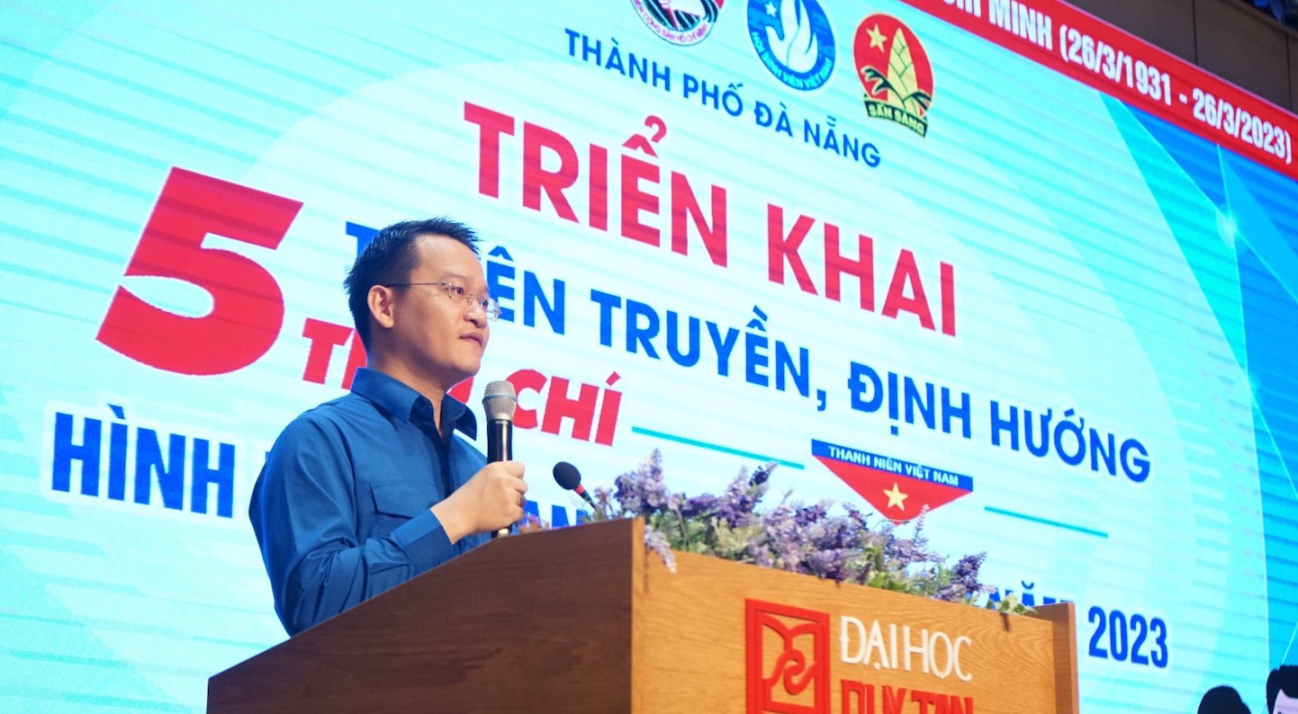 “Khát vọng cống hiến – Hình mẫu thanh niên”
