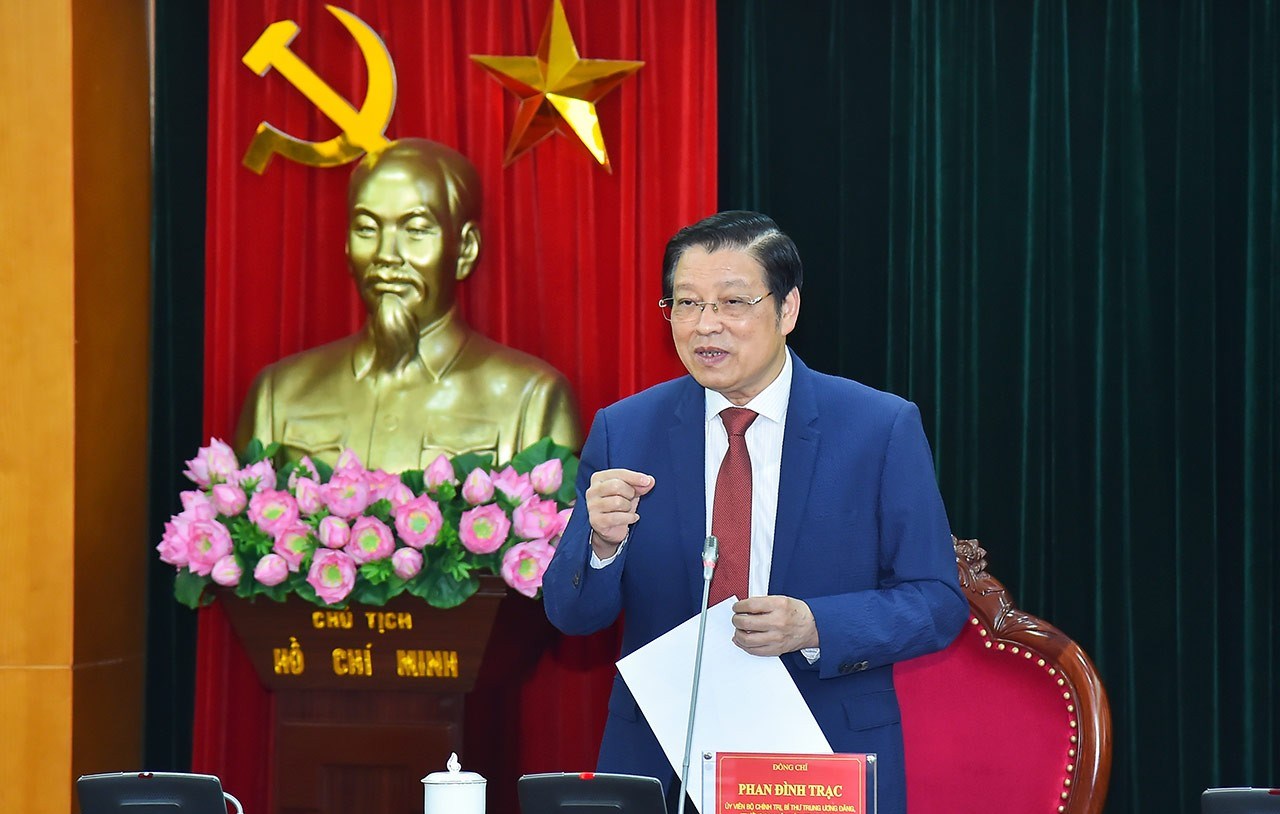 Trưởng Ban Nội chính Trung ương tiếp, làm việc với các Trưởng Cơ quan đại diện Việt Nam ở nước ngoài