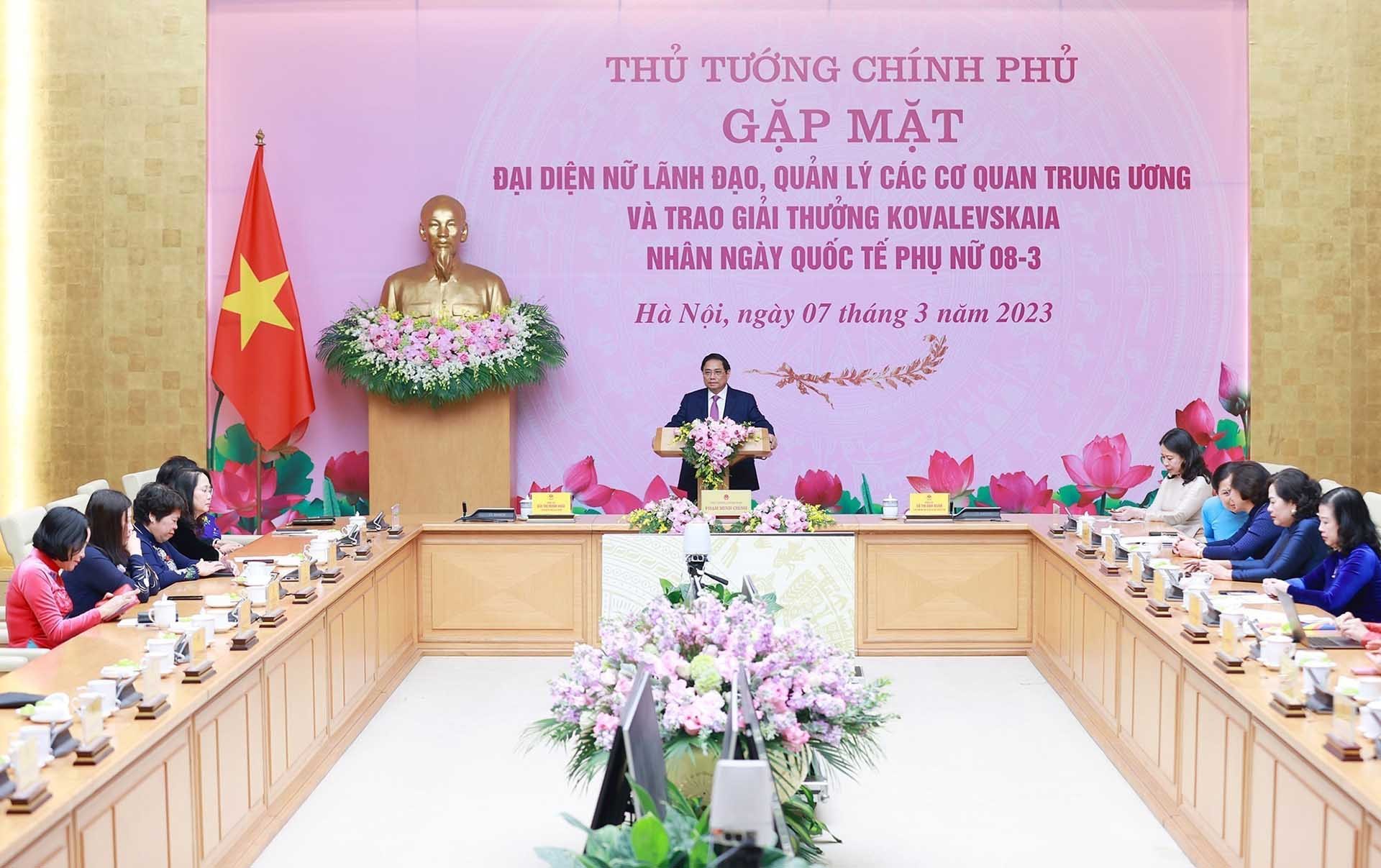 Mãi tỏa sáng những phẩm chất tốt đẹp của người phụ nữ Việt Nam