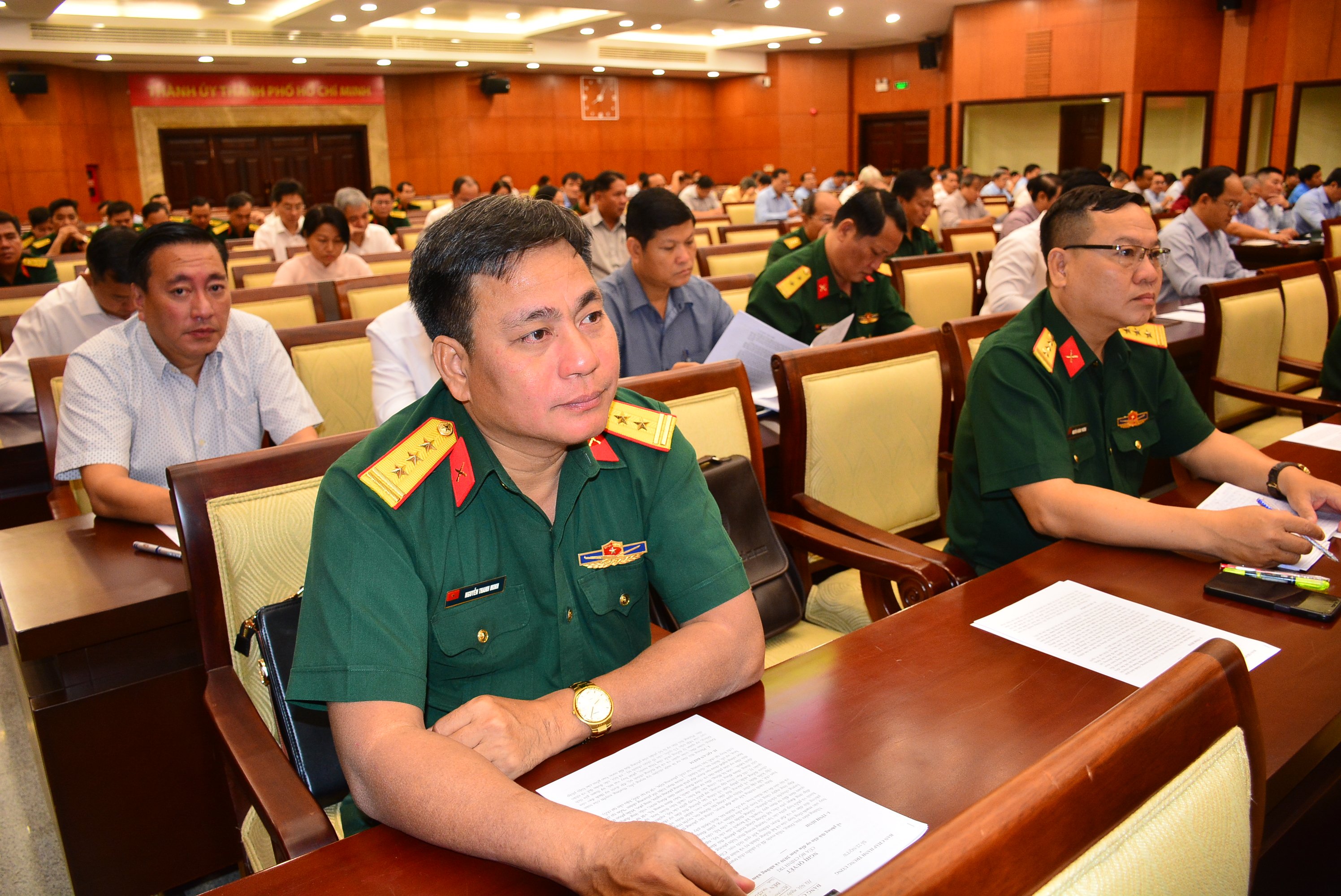 Quán triệt Nghị quyết đẩy mạnh phát triển công nghiệp quốc phòng