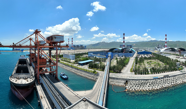 EVN Đẩy mạnh tiêu thụ tro xỉ tại Trung tâm Điện lực Vĩnh Tân