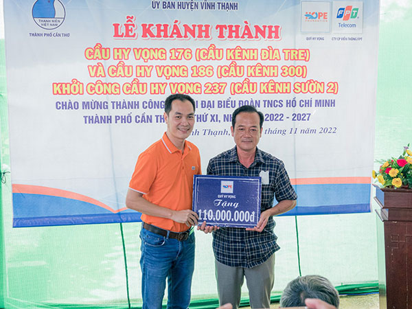 FPT ủng hộ cộng đồng 702 tỷ đồng trong 13 năm