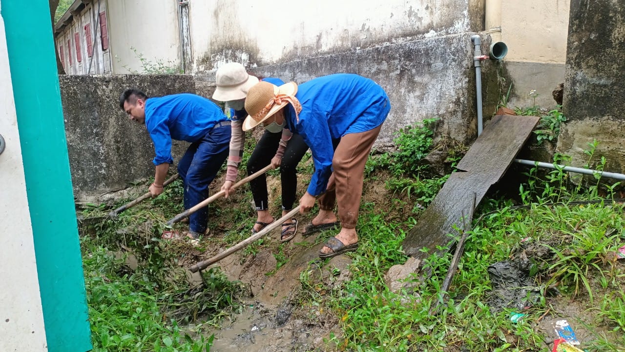 Nhiệt huyết của thầy giáo trẻ nơi vùng cao Tương Dương