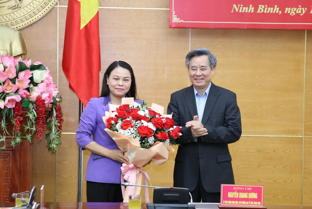 Ninh Bình triển khai quyết định của Bộ Chính trị về công tác cán bộ