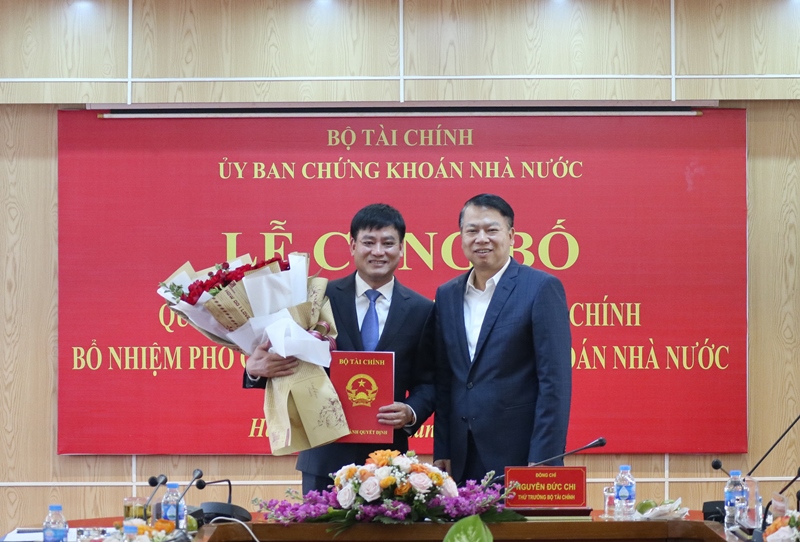 Bổ nhiệm ông Hoàng Văn Thu giữ chức vụ Phó Chủ tịch Ủy ban Chứng khoán Nhà nước