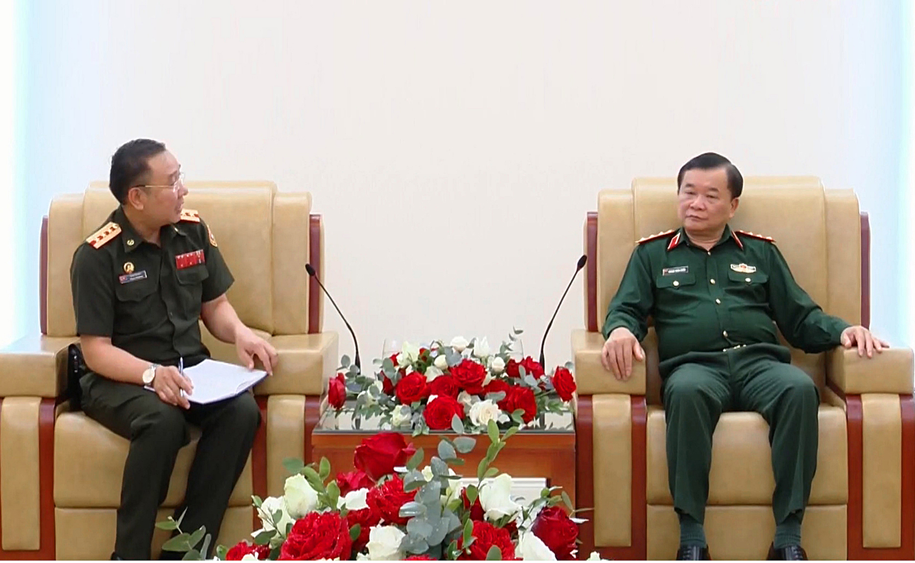 Thúc đẩy hợp tác quốc phòng giữa Việt Nam với Lào và Campuchia