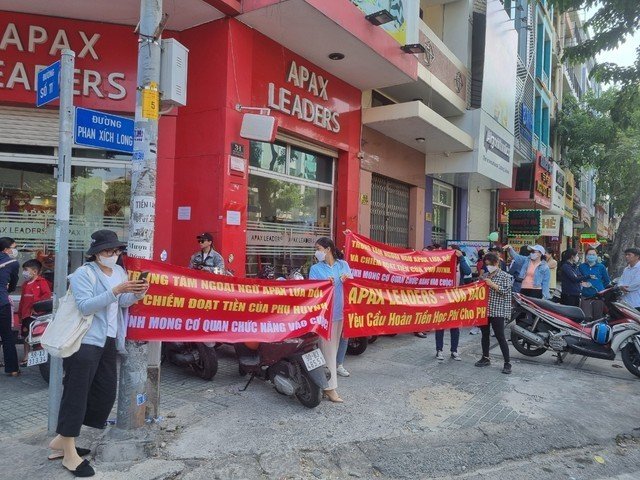 Khắc khoải nỗi lòng phụ huynh