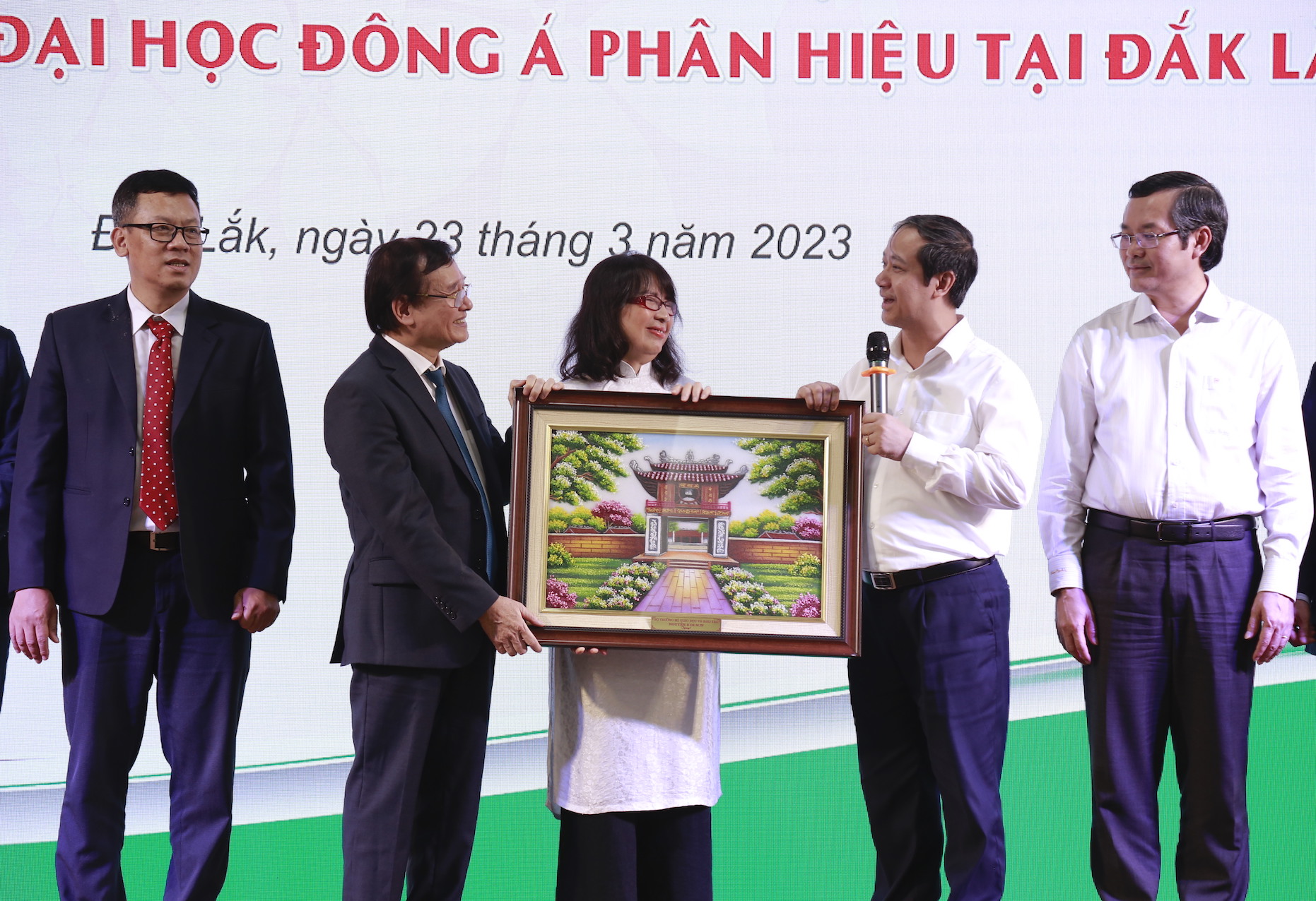 Khuyến khích phát triển giáo dục đại học ở khu vực Tây Nguyên