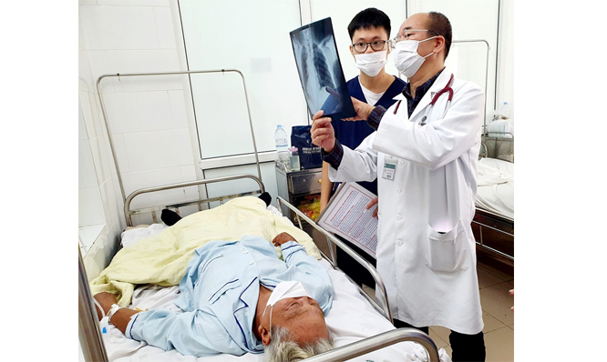 Hai bệnh nhân nguy kịch do nhiễm vi khuẩn liên cầu lợn