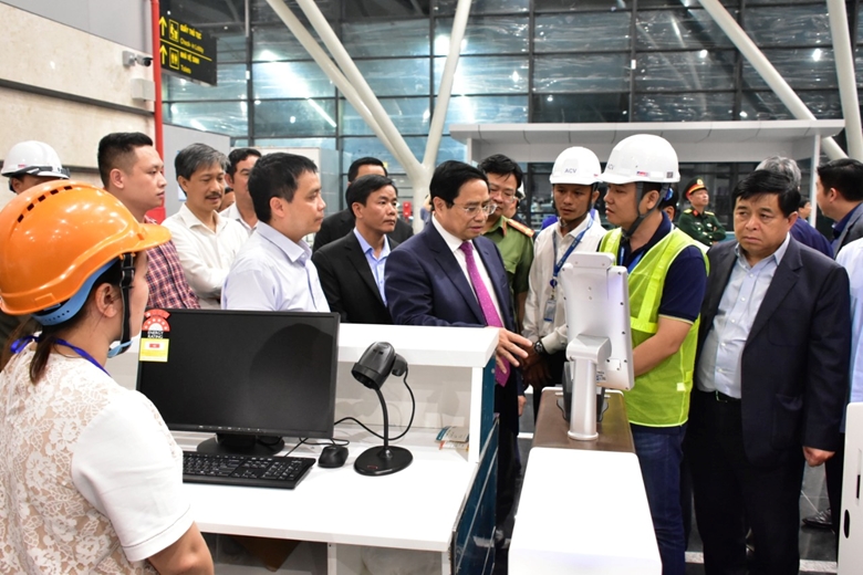 Khẩn trương đưa Nhà ga T2, Cảng HK quốc tế Phú Bài vào khai thác, sử dụng