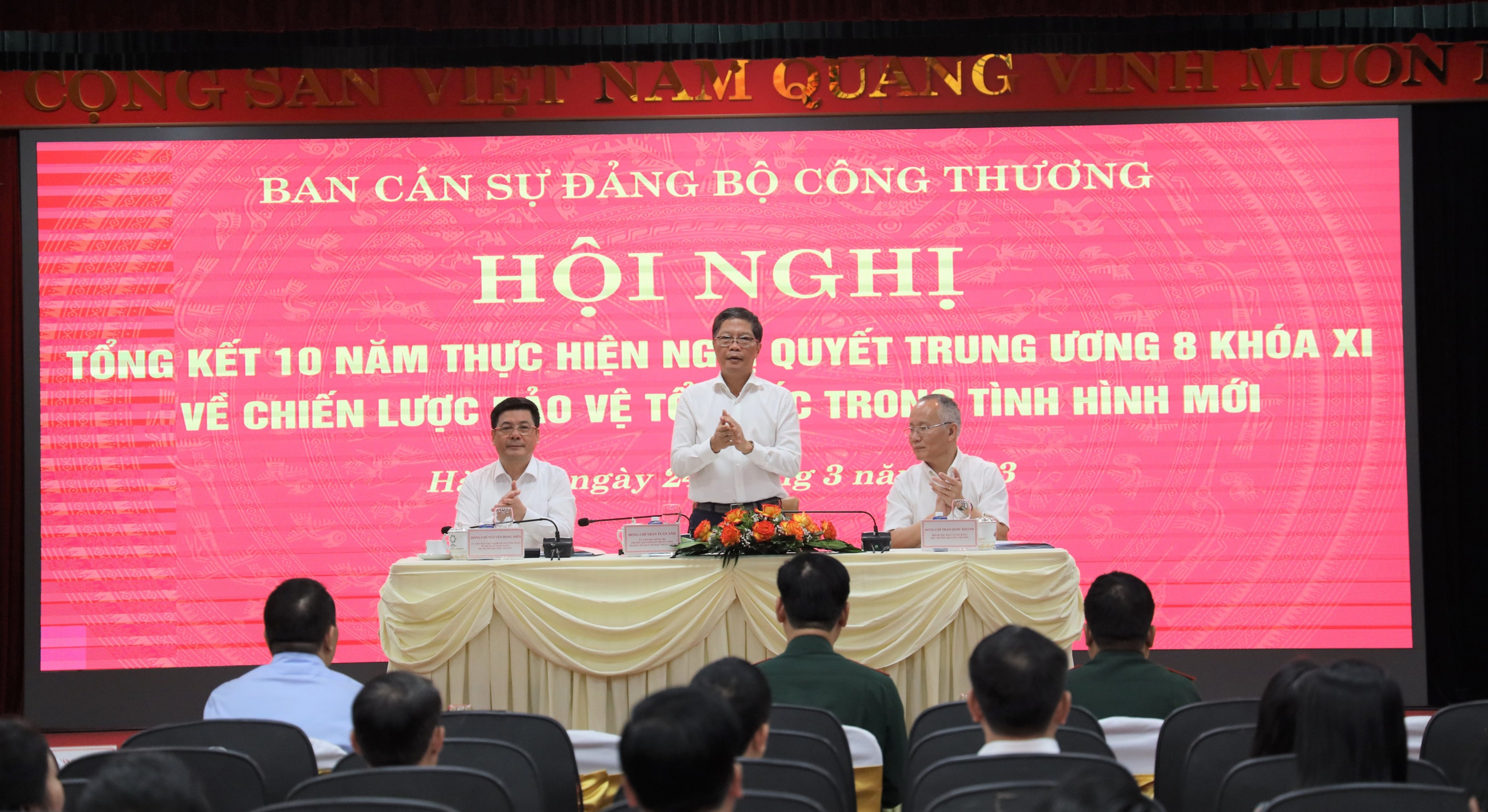 Triển khai thực hiện đồng bộ, hiệu quả Nghị quyết Trung ương 8 khóa XI