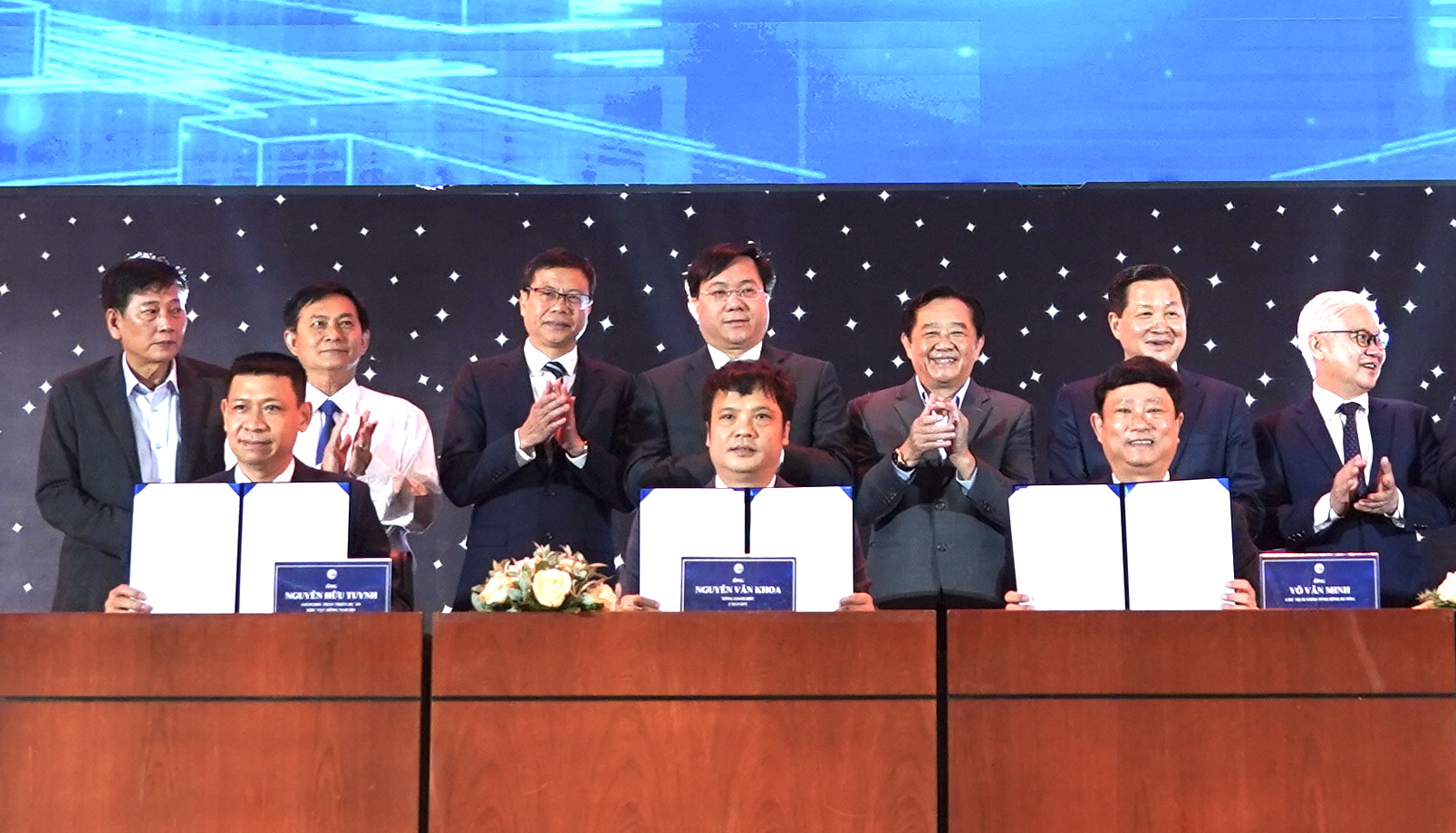 FPT đồng hành đưa Bình Dương đi đầu về chuyển đổi số