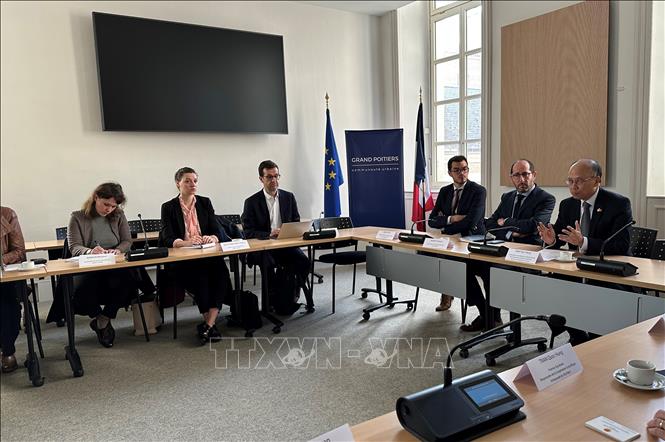 Đẩy mạnh hợp tác địa phương giữa Pháp và Việt Nam