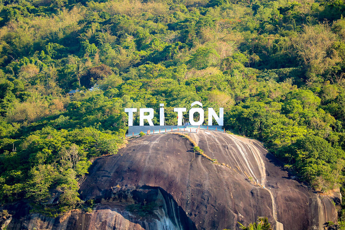 Huyện Tri Tôn Nỗ lực đẩy mạnh phát triển kinh tế- xã hội toàn diện