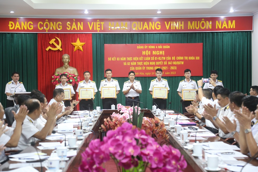 Vùng 4 Hải quân sơ kết 3 năm thực hiện Kết luận số 01-KL TW của Bộ Chính trị khóa XIII