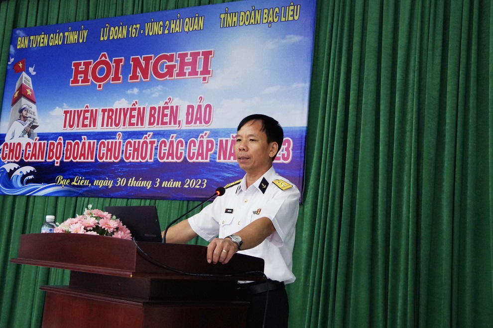 Lữ đoàn 167 tuyên truyền về biển, đảo cho hơn 1 000 lượt người